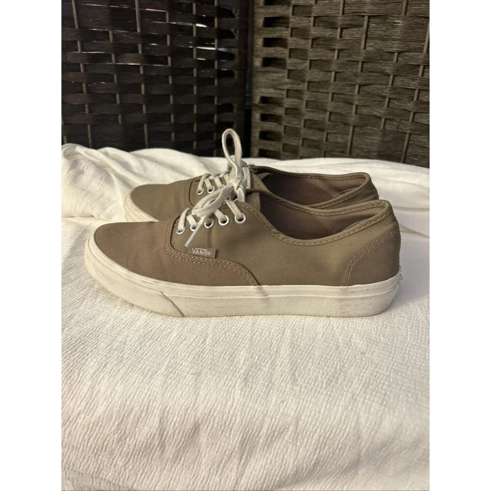 Van's Authentic Classic Tan Sneaker's Unisex Canvas Shoes Men's 6.5/Women's 8
